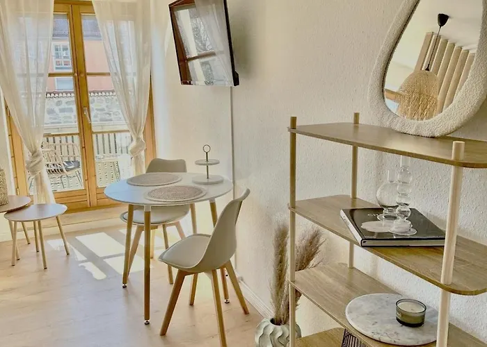 Appartement Allgaeu Boho Mit Balkon *